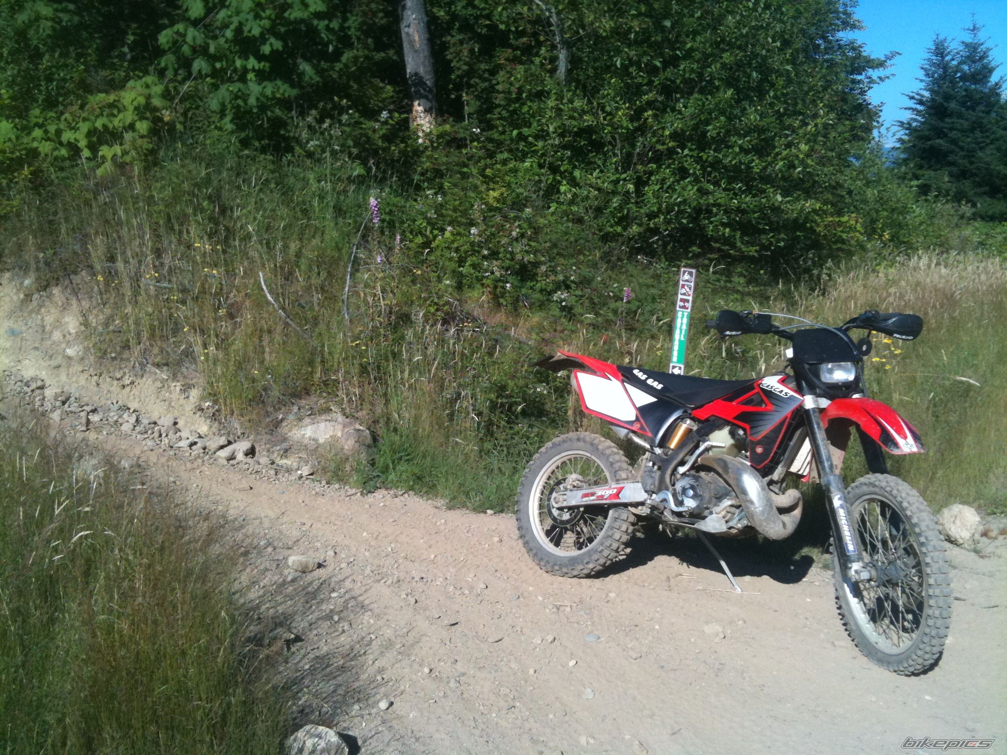 Photo 2037447