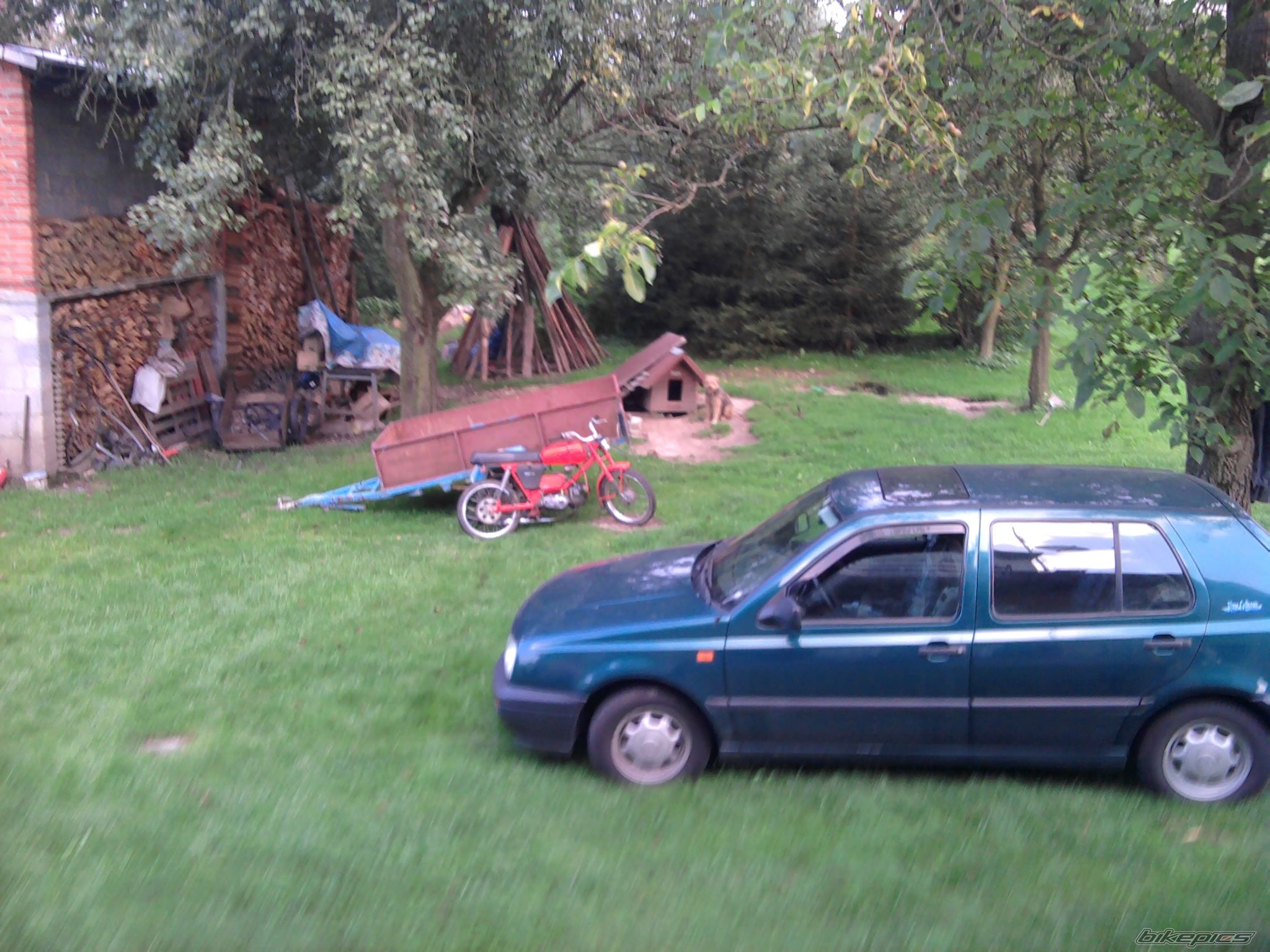 Photo 2038055