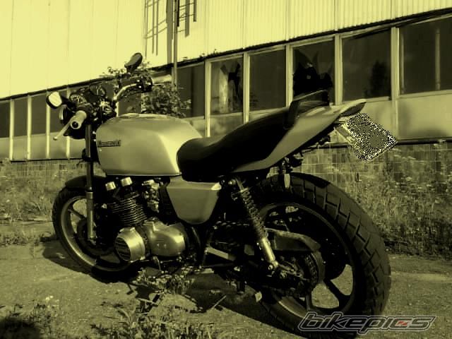 Photo 2038132