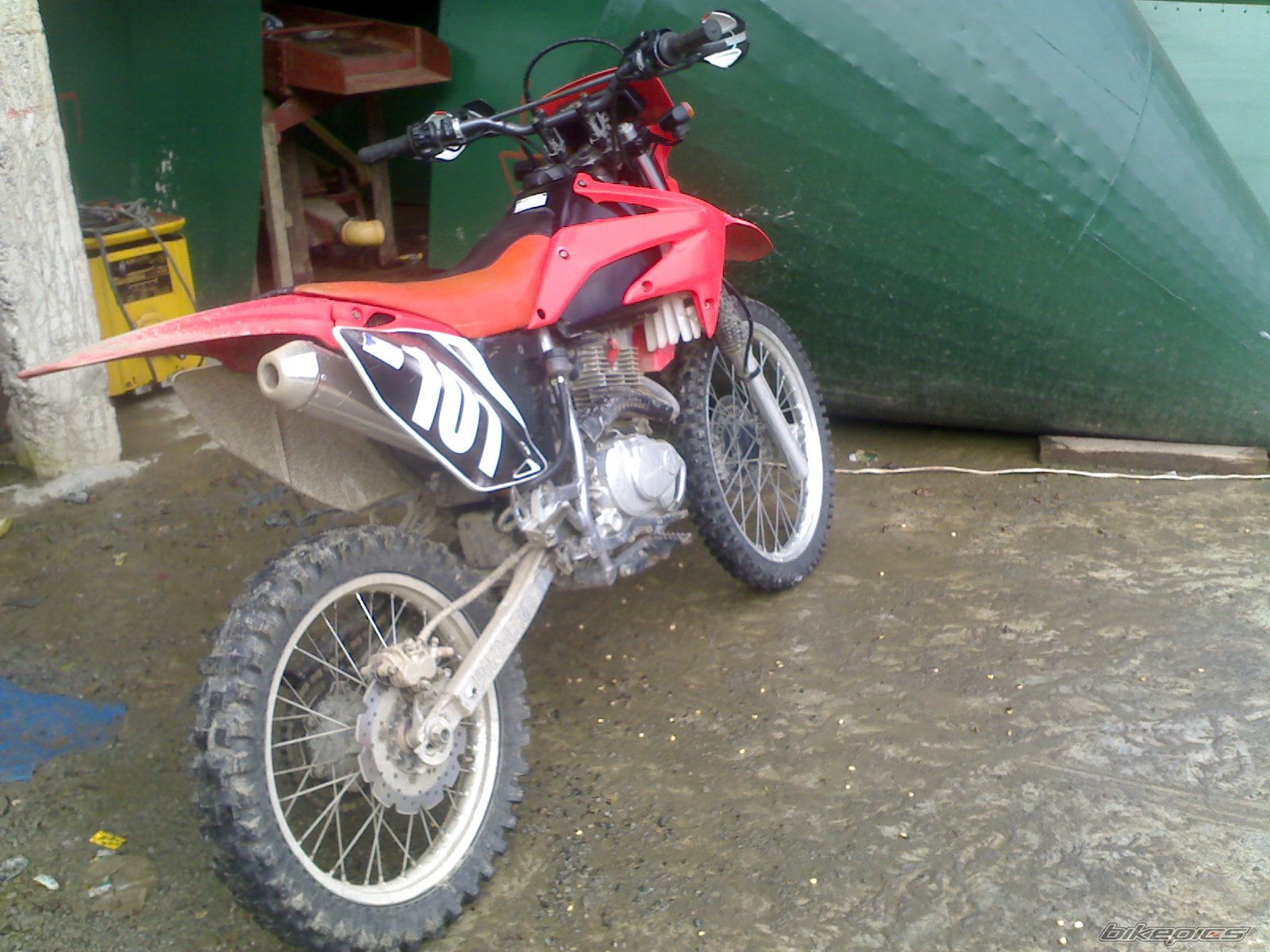 Photo 2038435