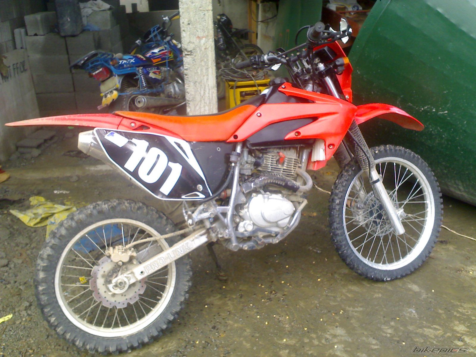 Photo 2038437