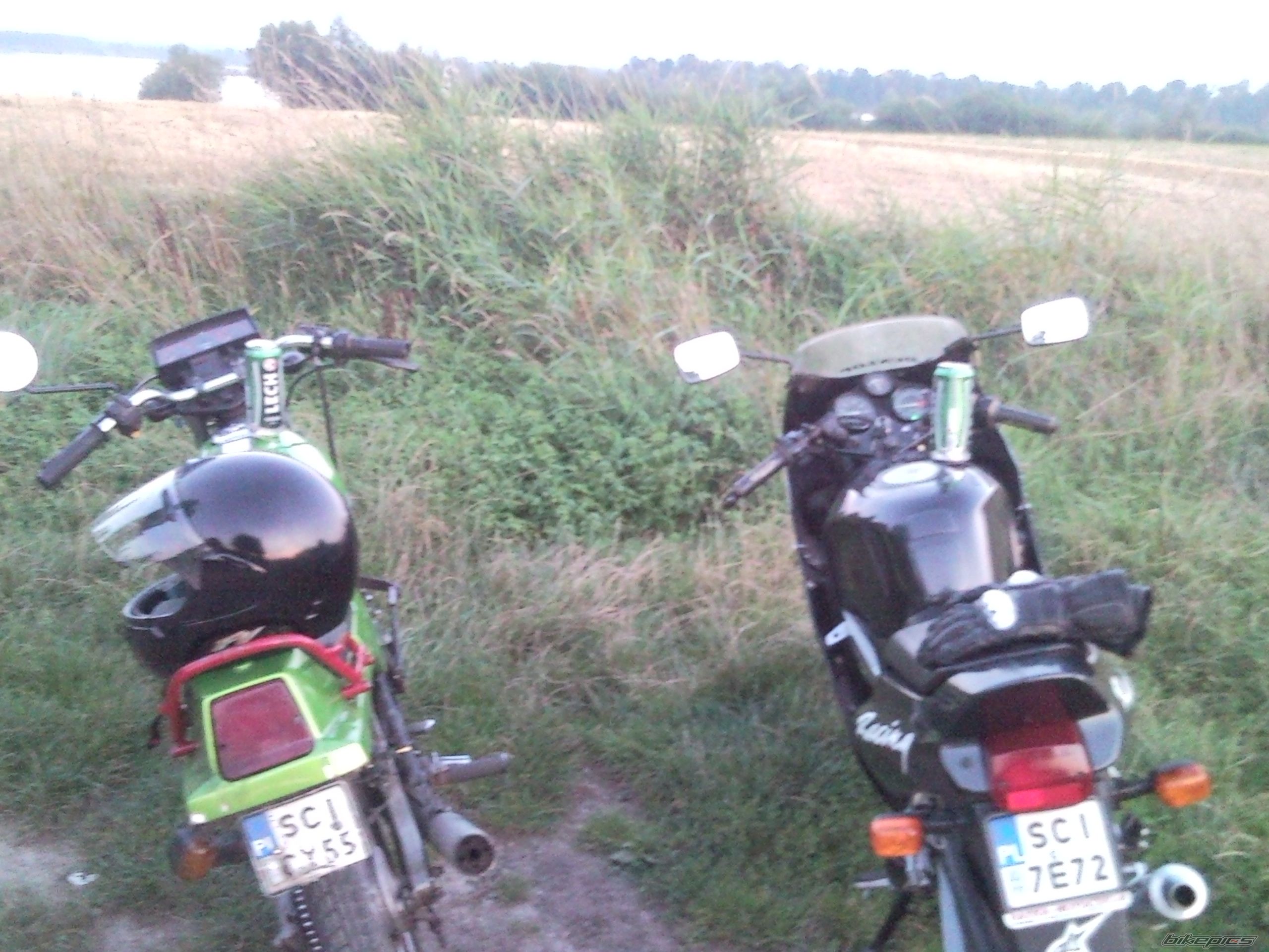 Photo 2039111