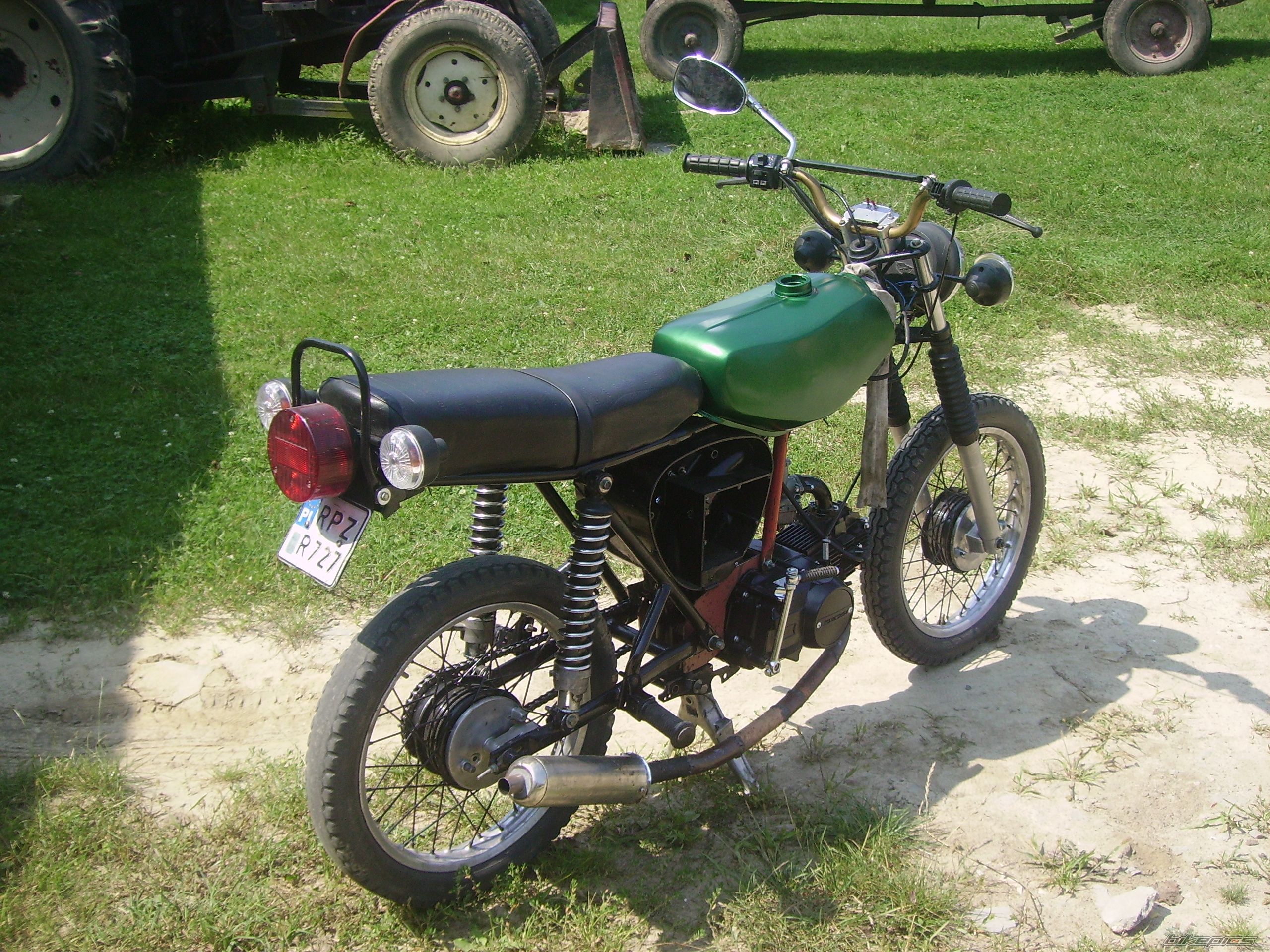 Bike Photo 2039155