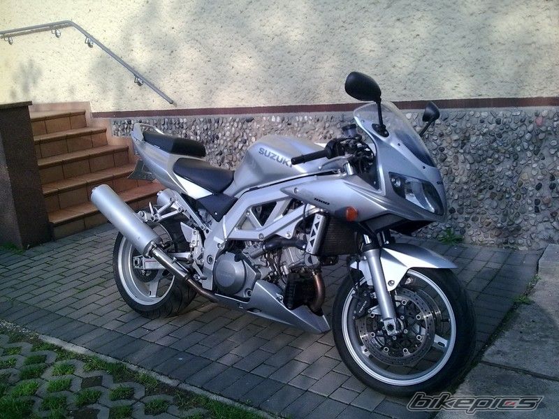 Photo 2039348