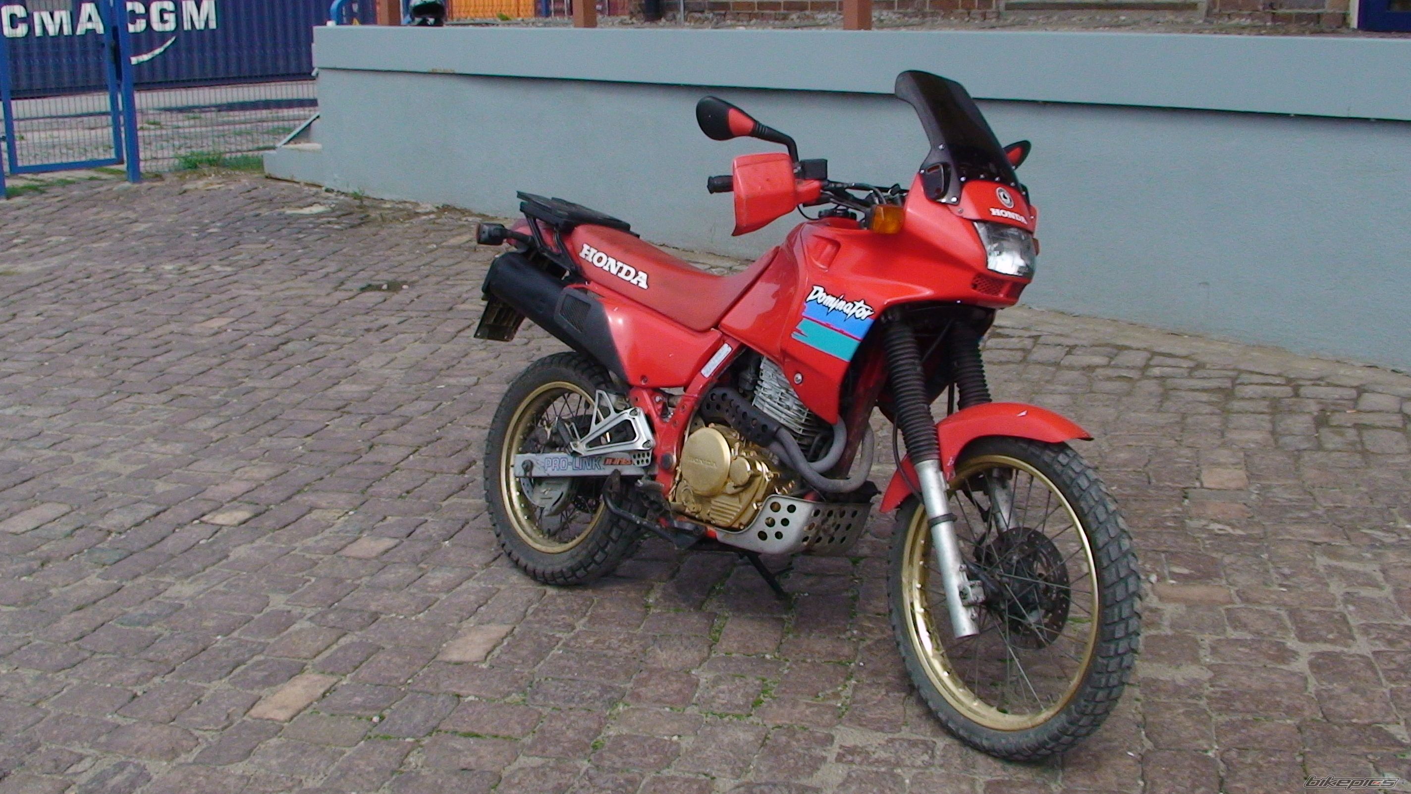Photo 2039546