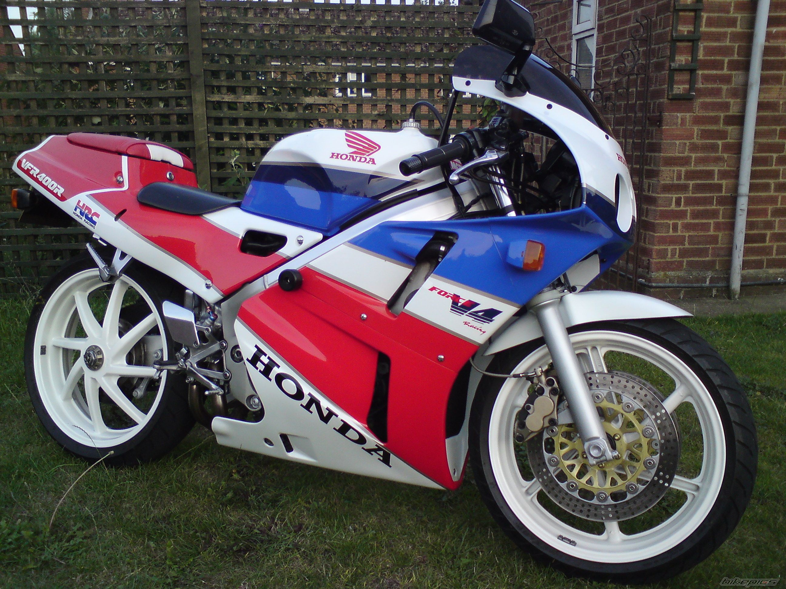 Bike Photo 2039910