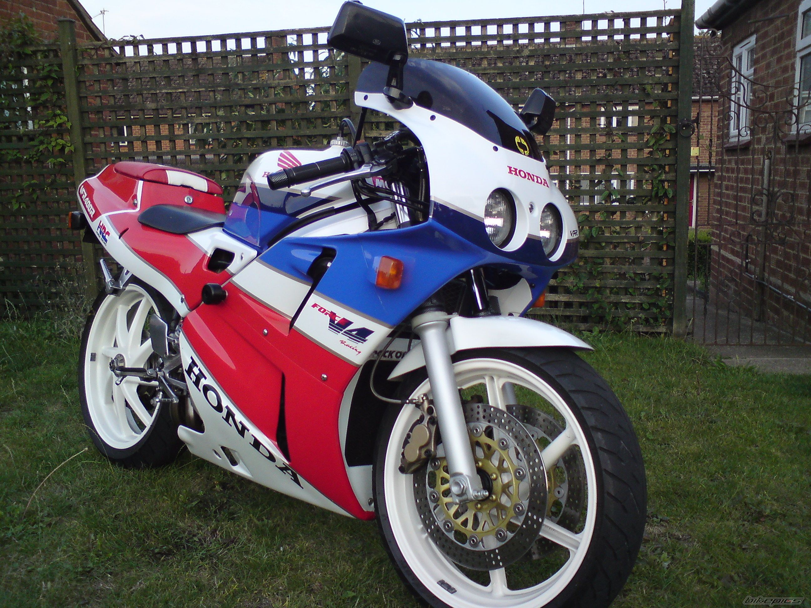 Bike Photo 2039930