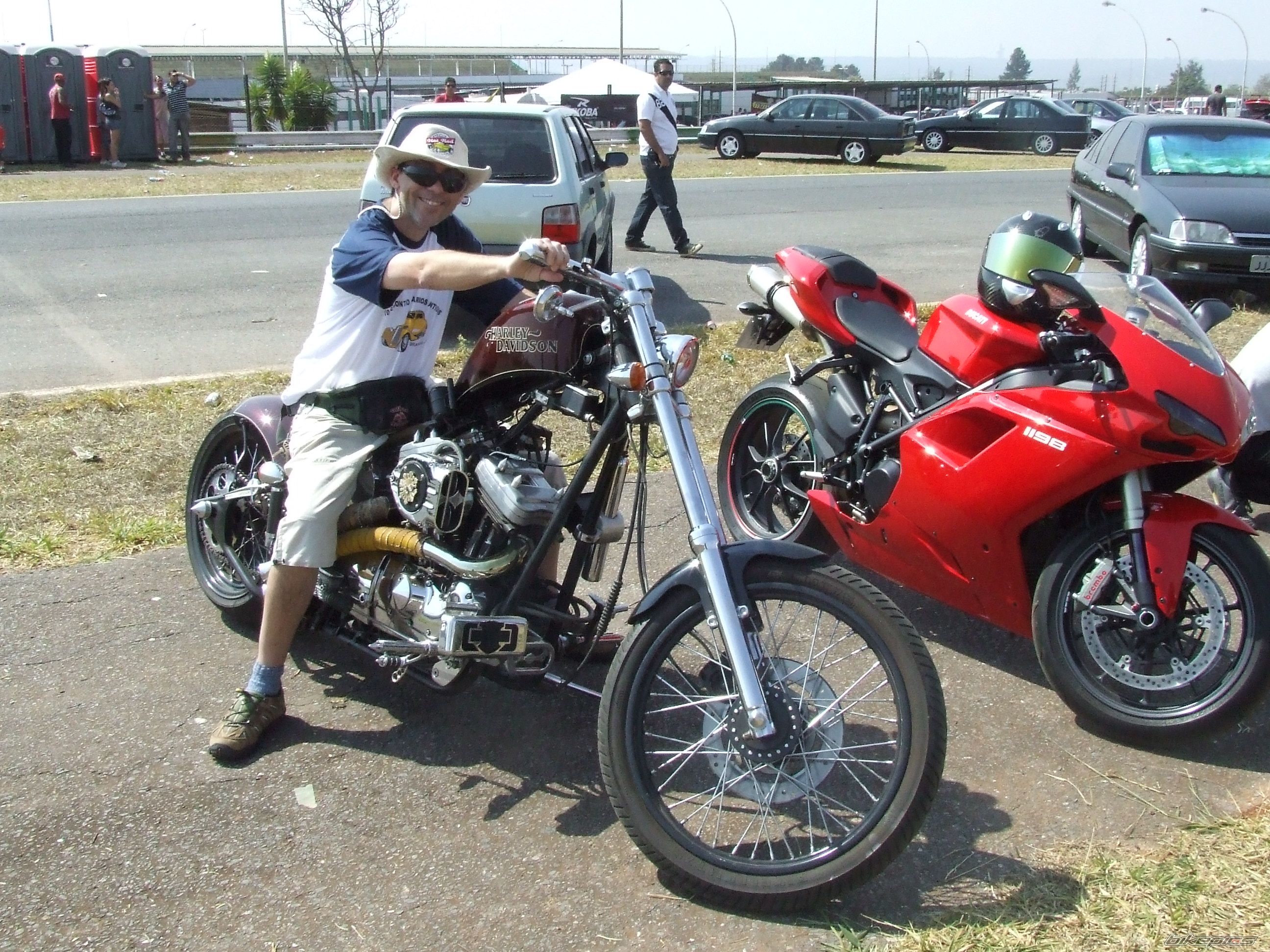 Bike Photo 2040330