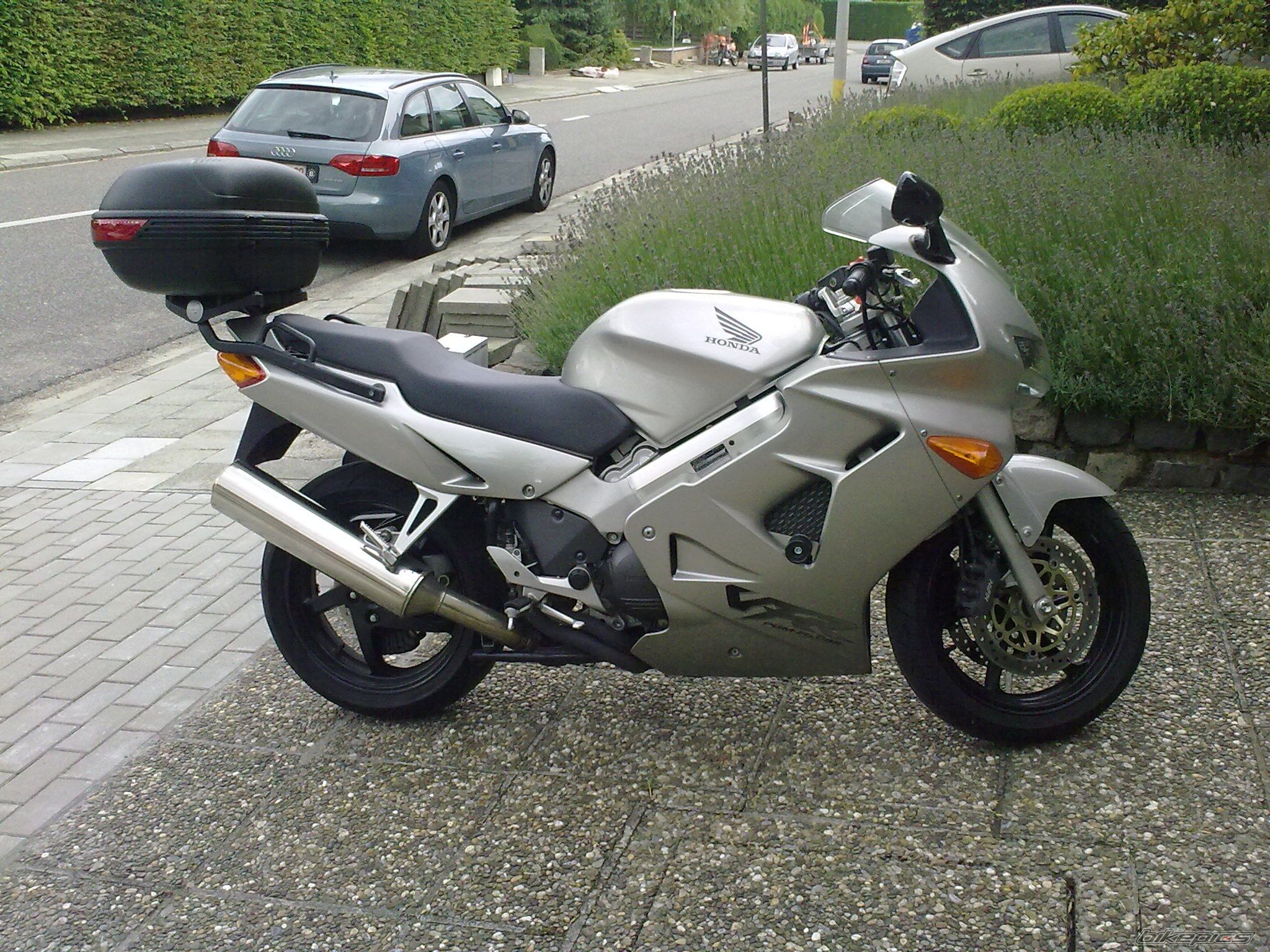 Photo 2040561