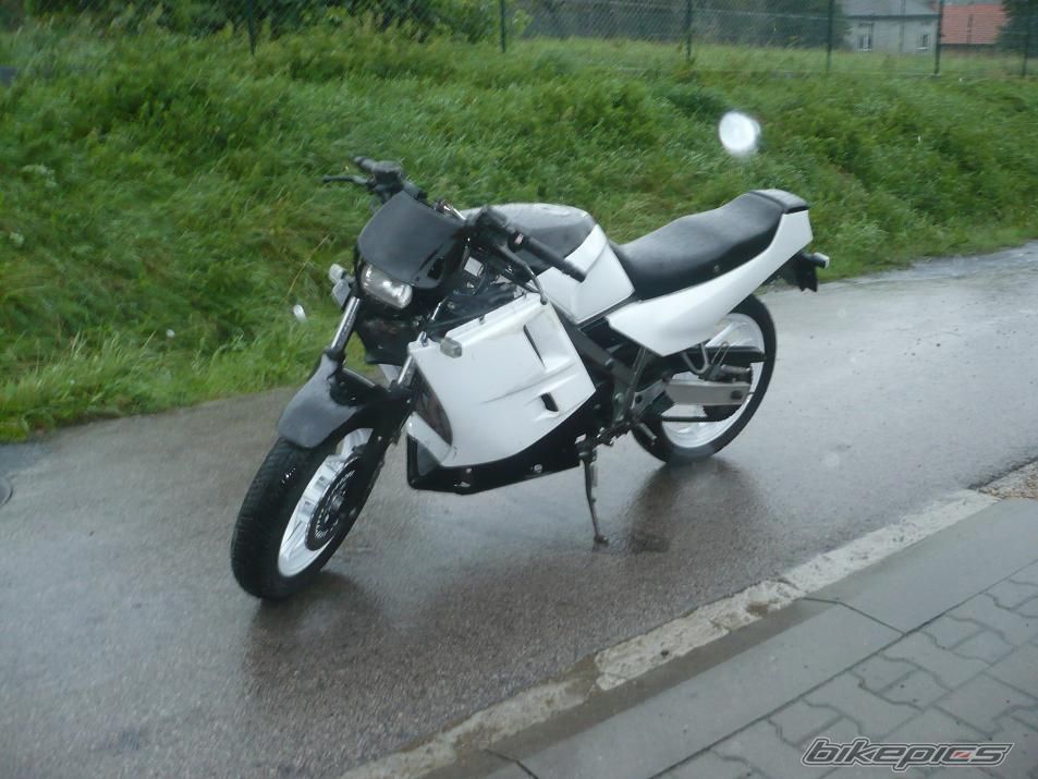 Photo 2040880