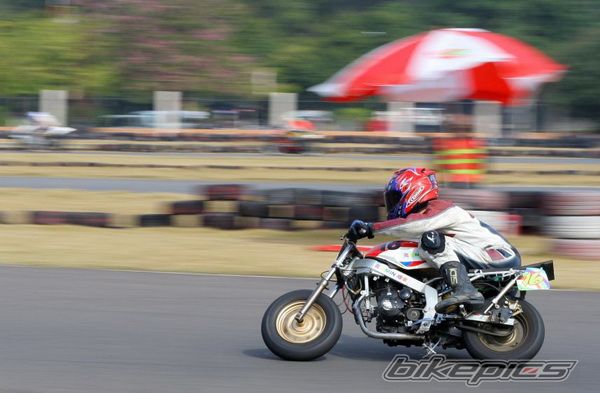 Photo 2041168