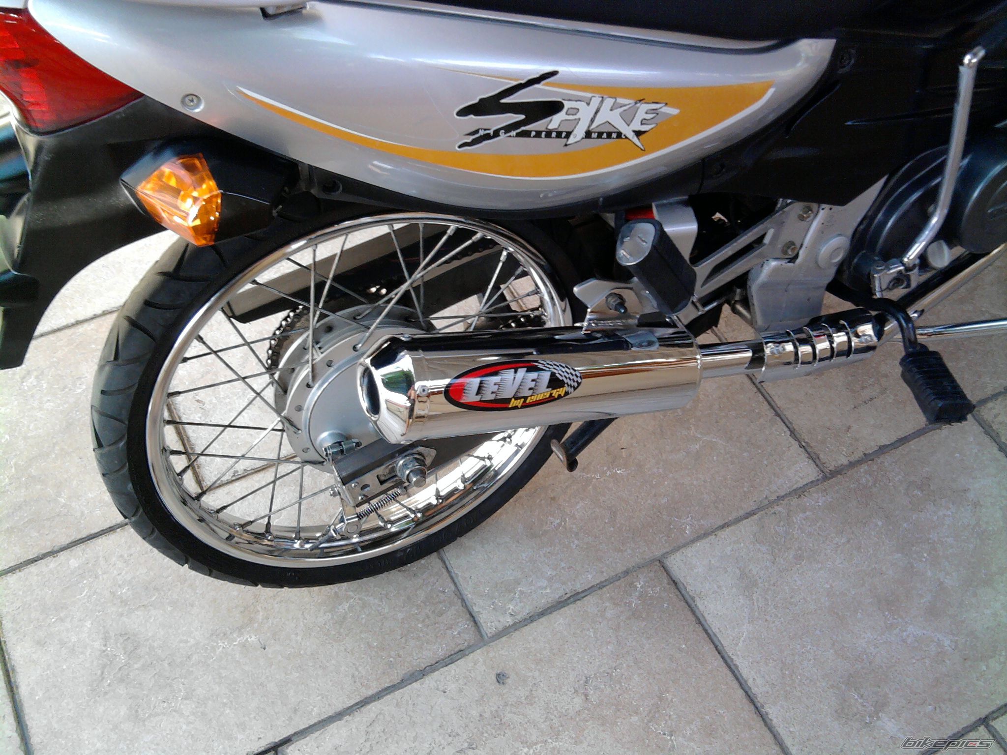 Photo 2042043