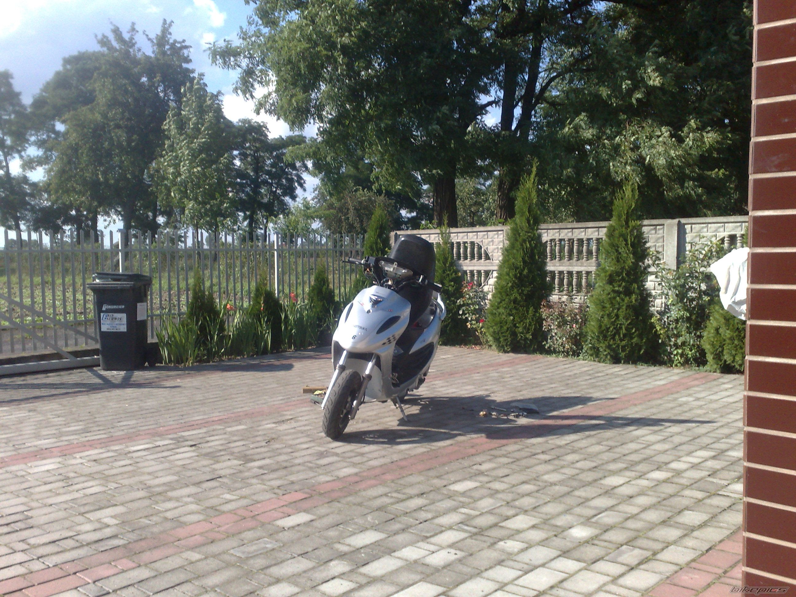 Photo 2042164