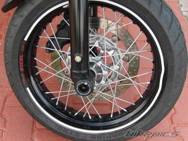 Photo 2042180
