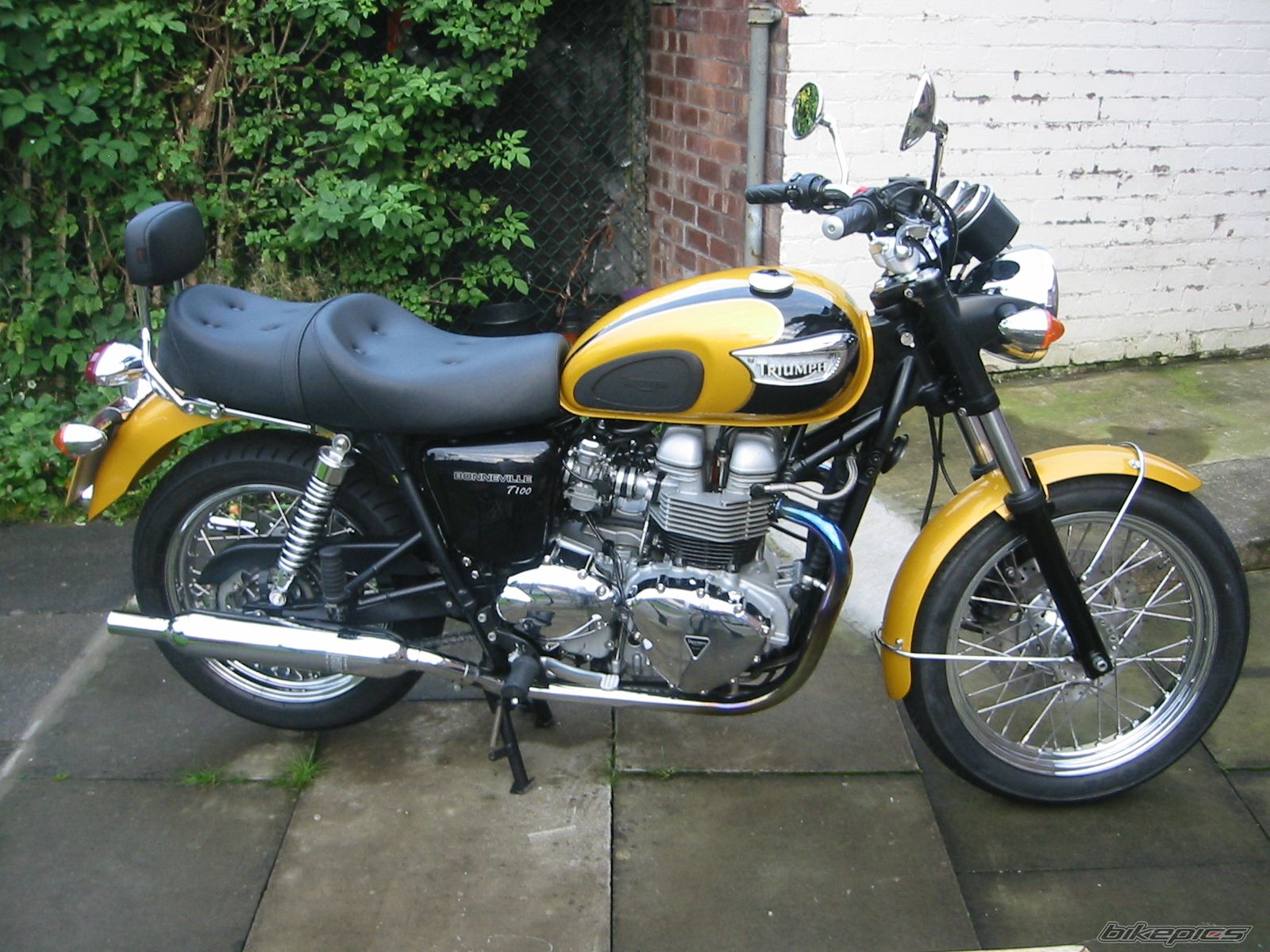 Bike Photo 2042277