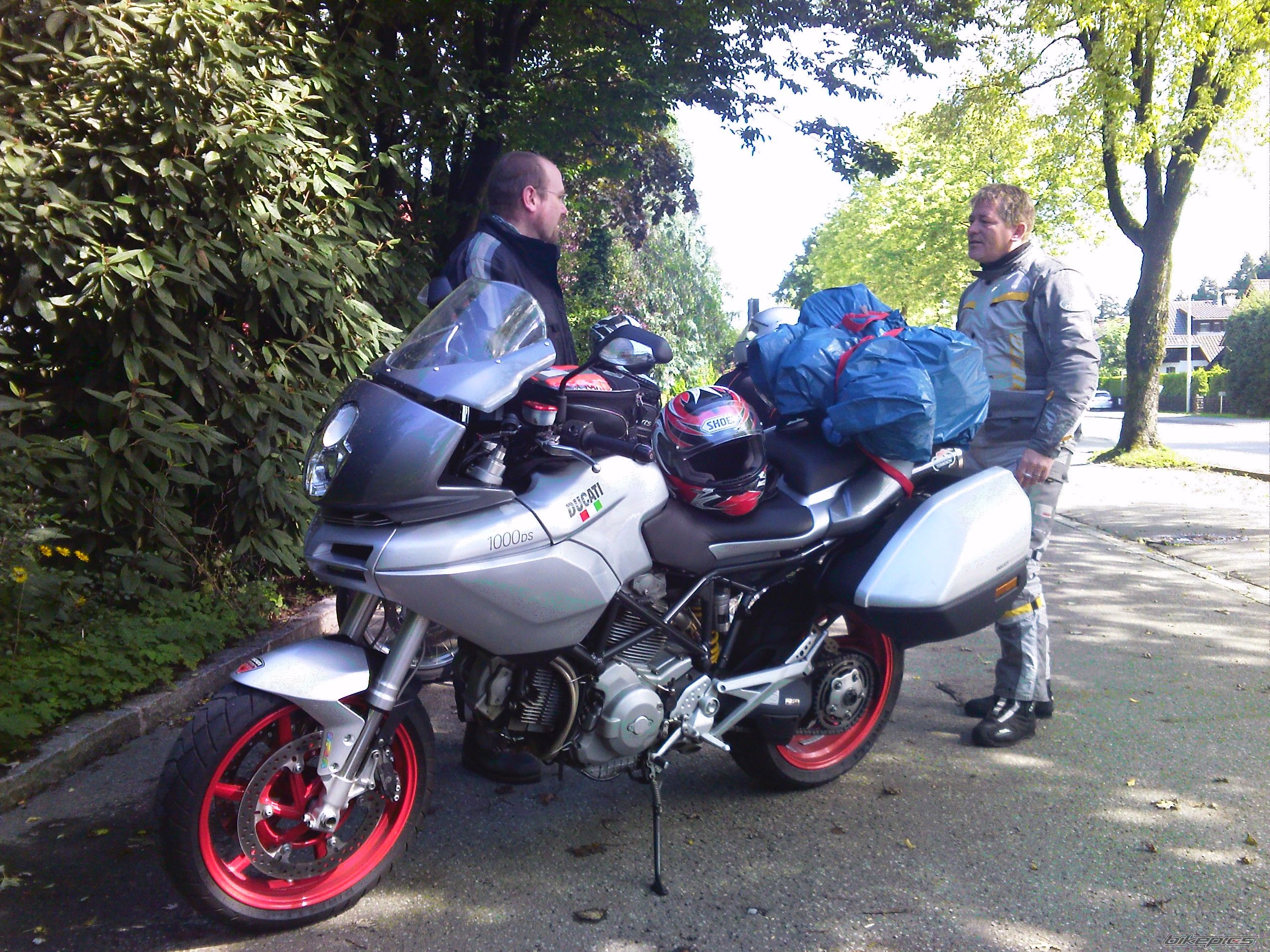 Photo 2042309