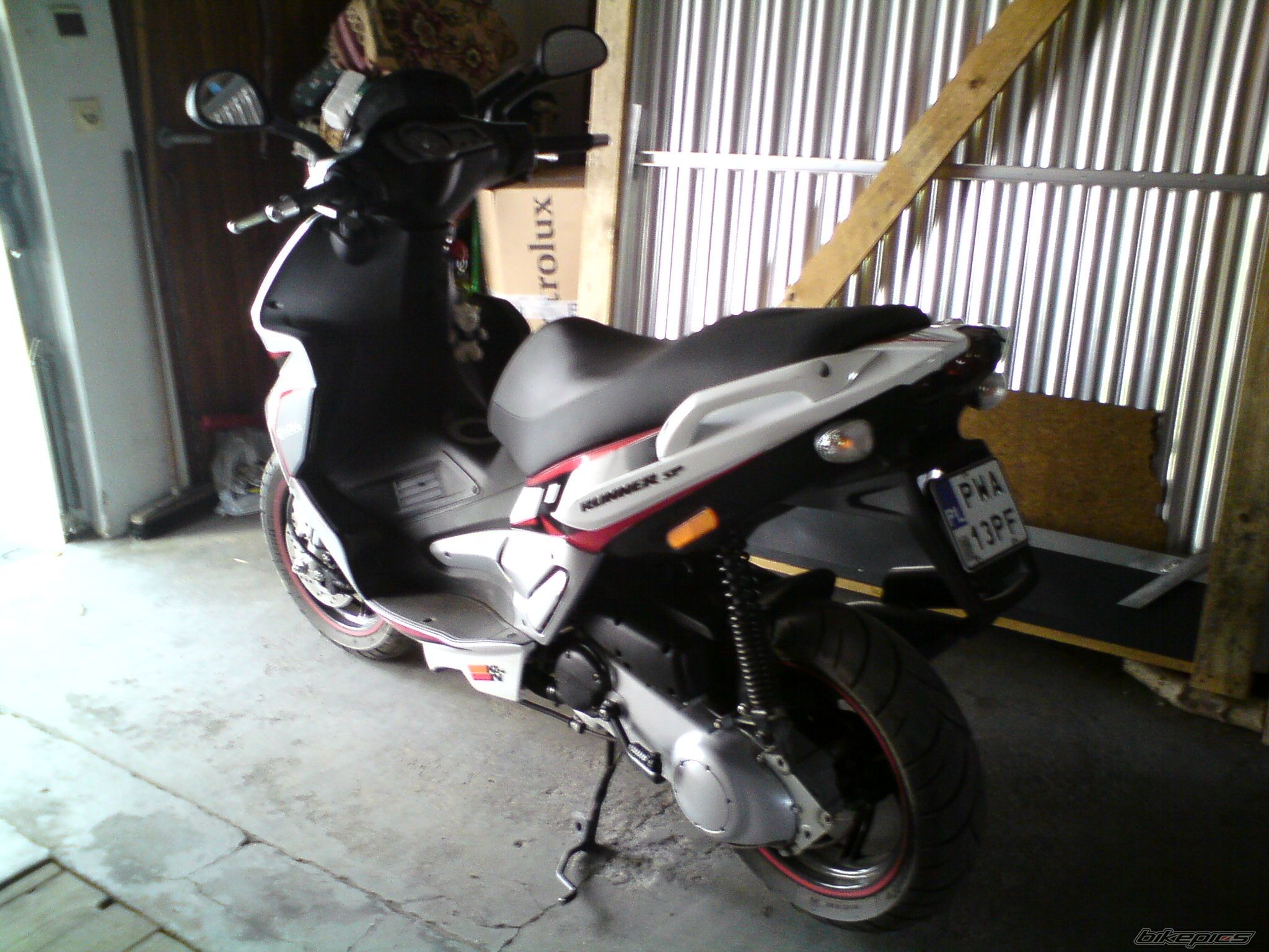 Photo 2042355