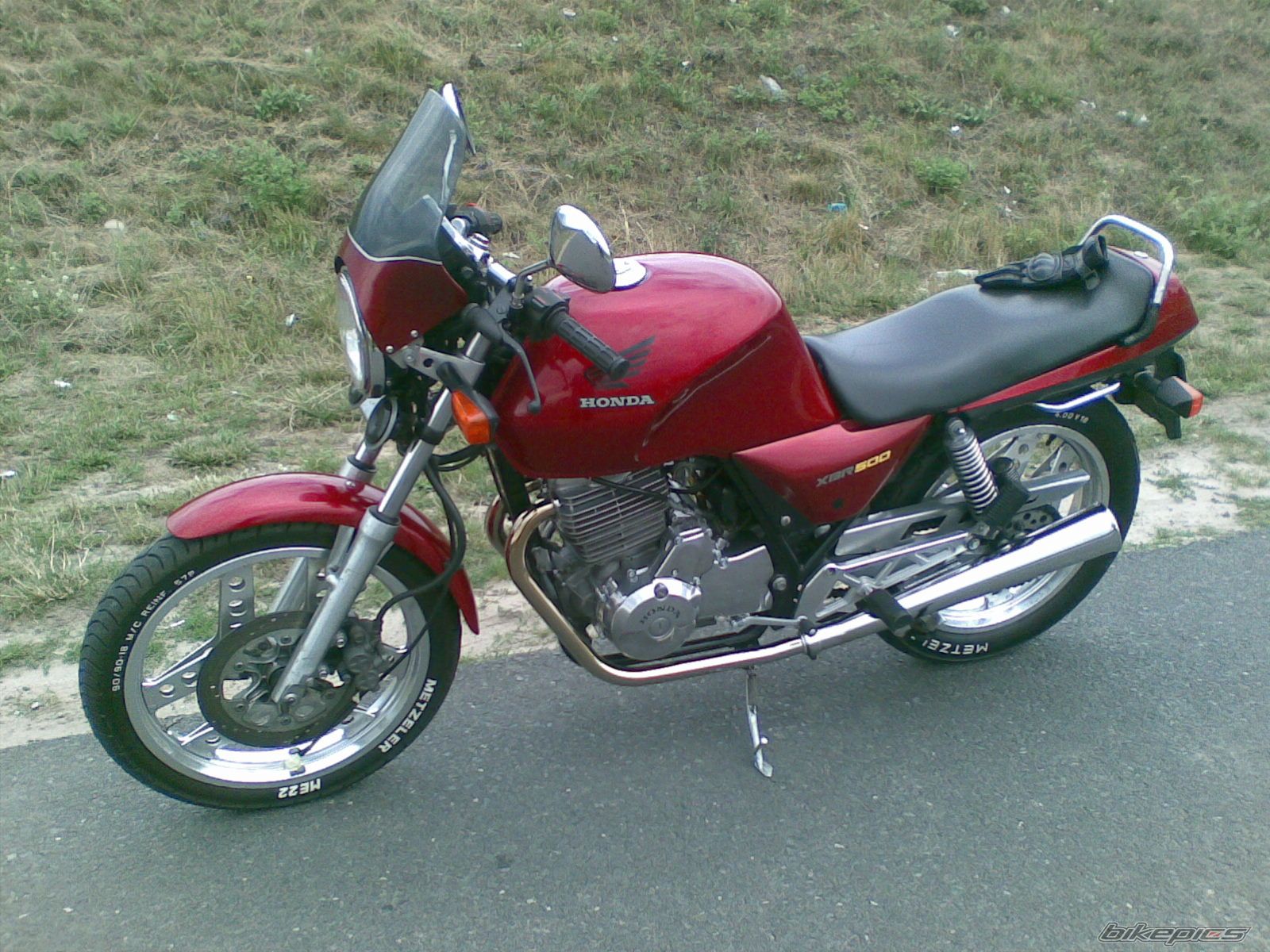 Photo 2042511