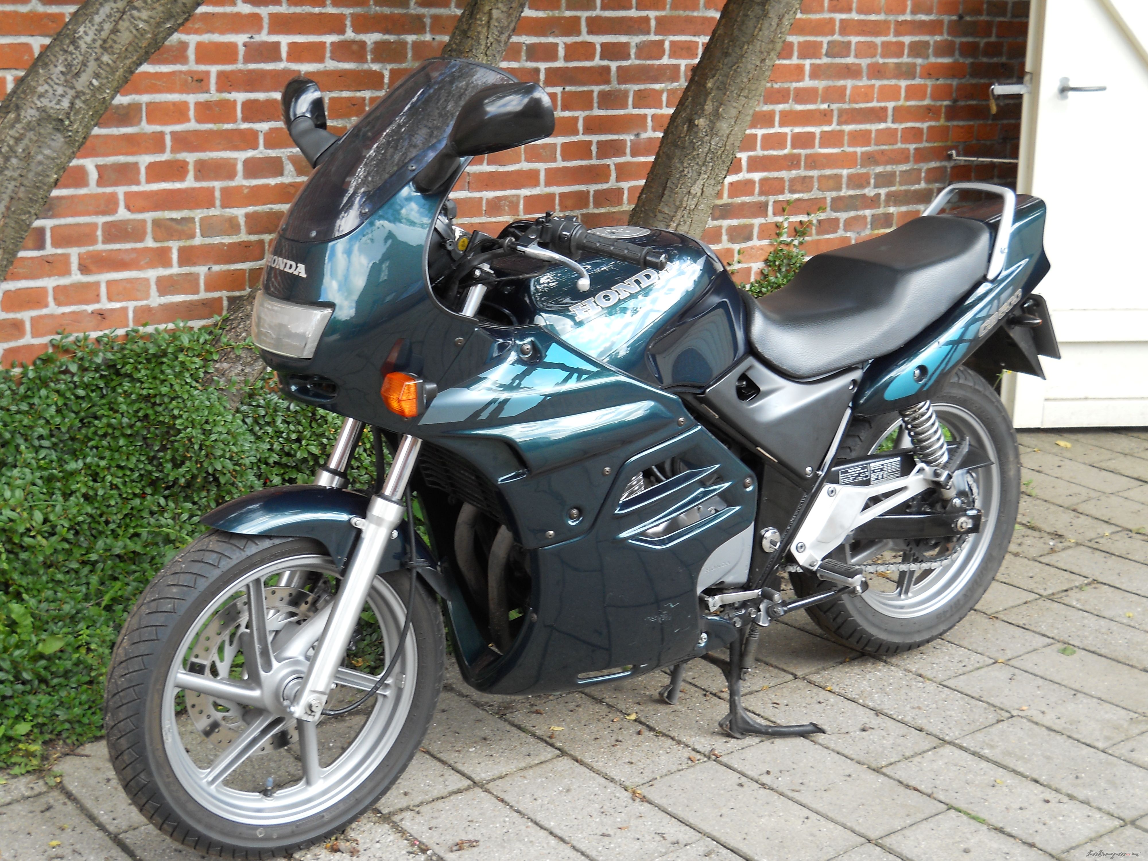 Bike Photo 2042689