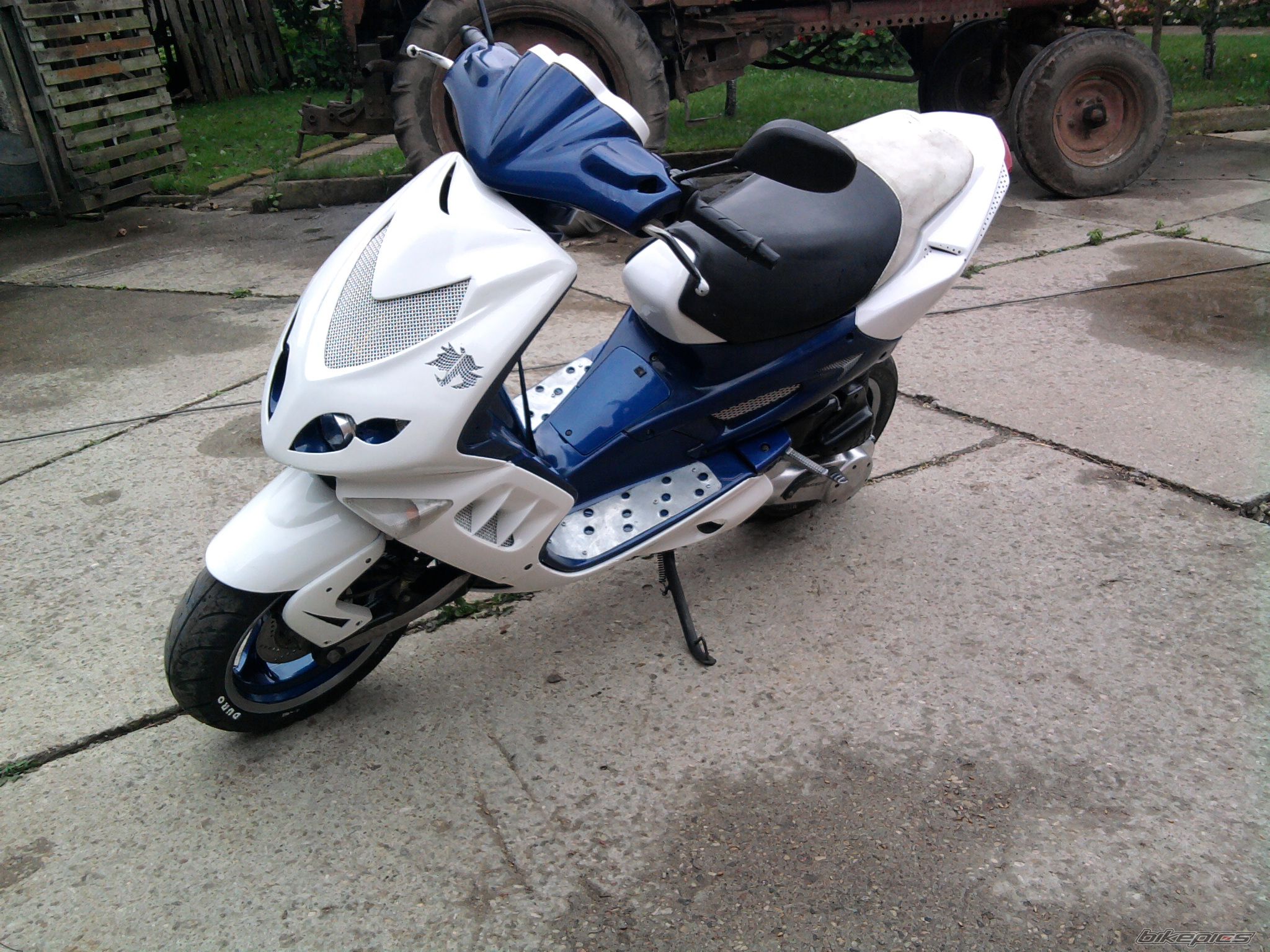Bike Photo 2042860