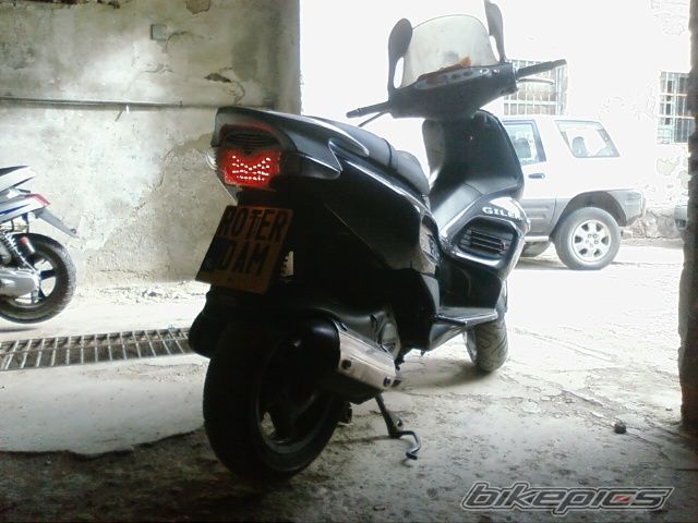 Photo 2042930