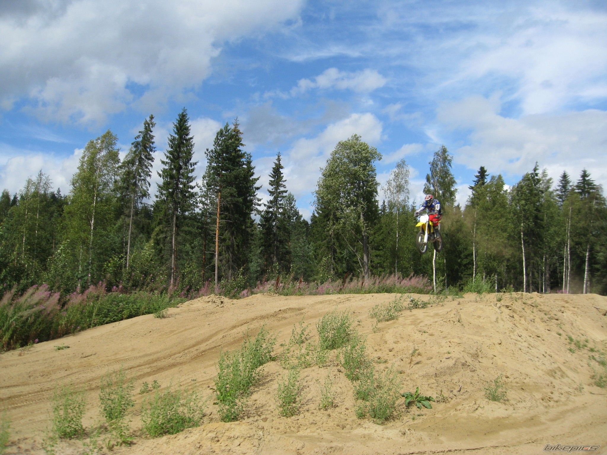 Photo 2042953