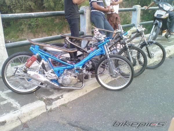 Photo 2043086