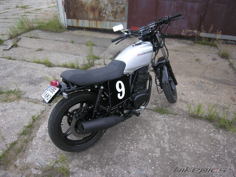Photo 2043264
