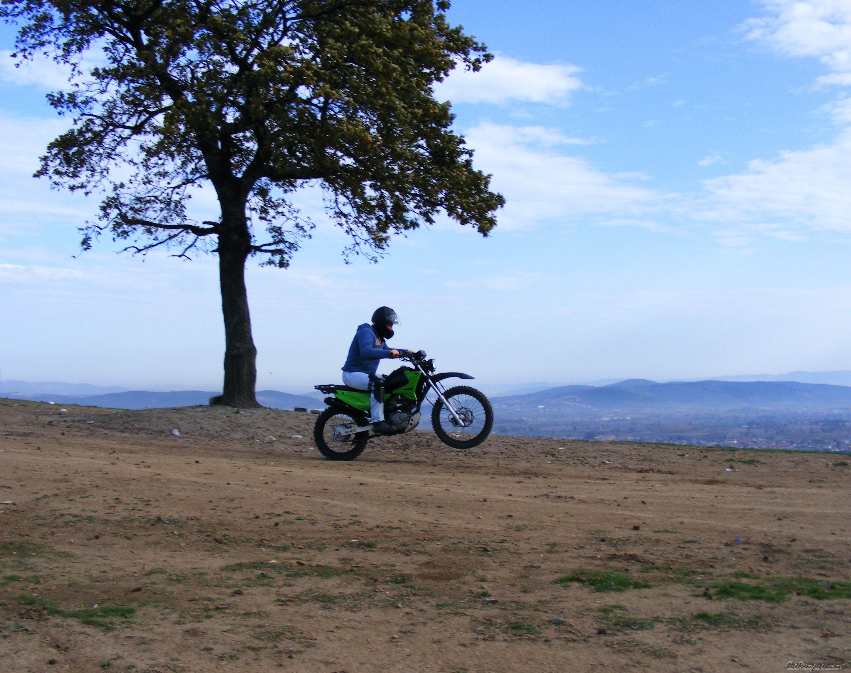 Bike Photo 2043326