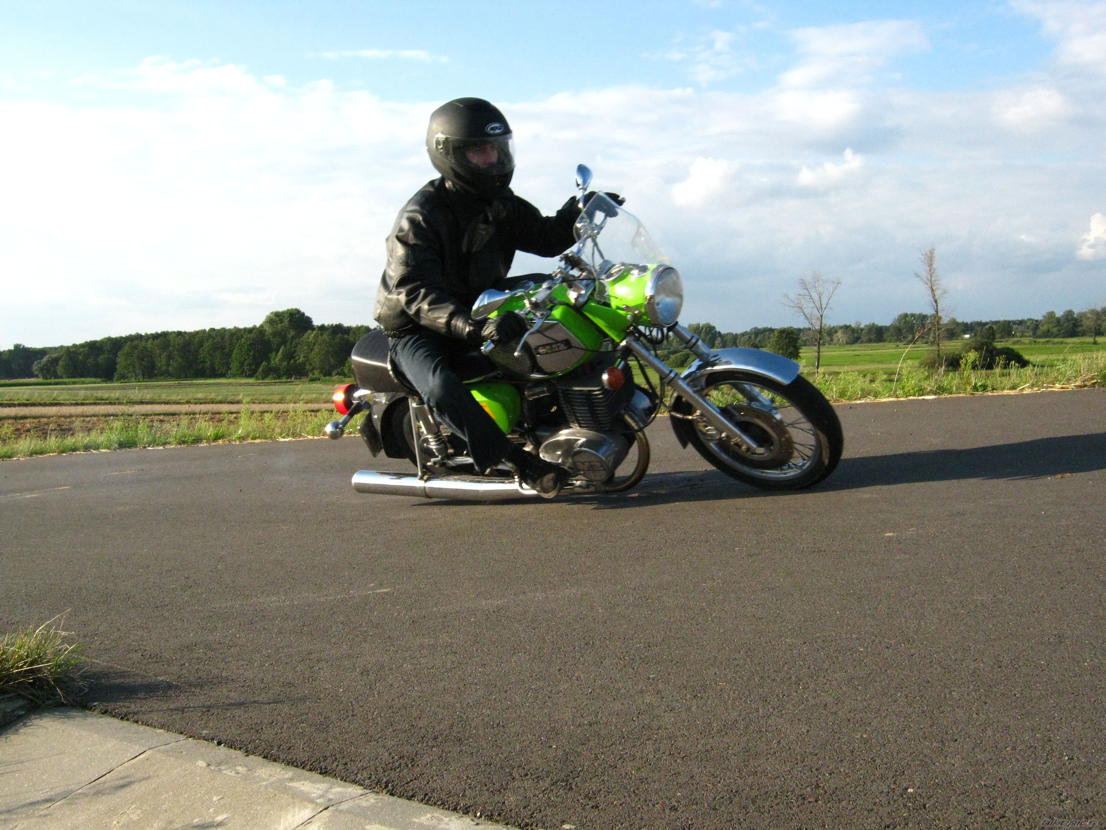 Photo 2043352