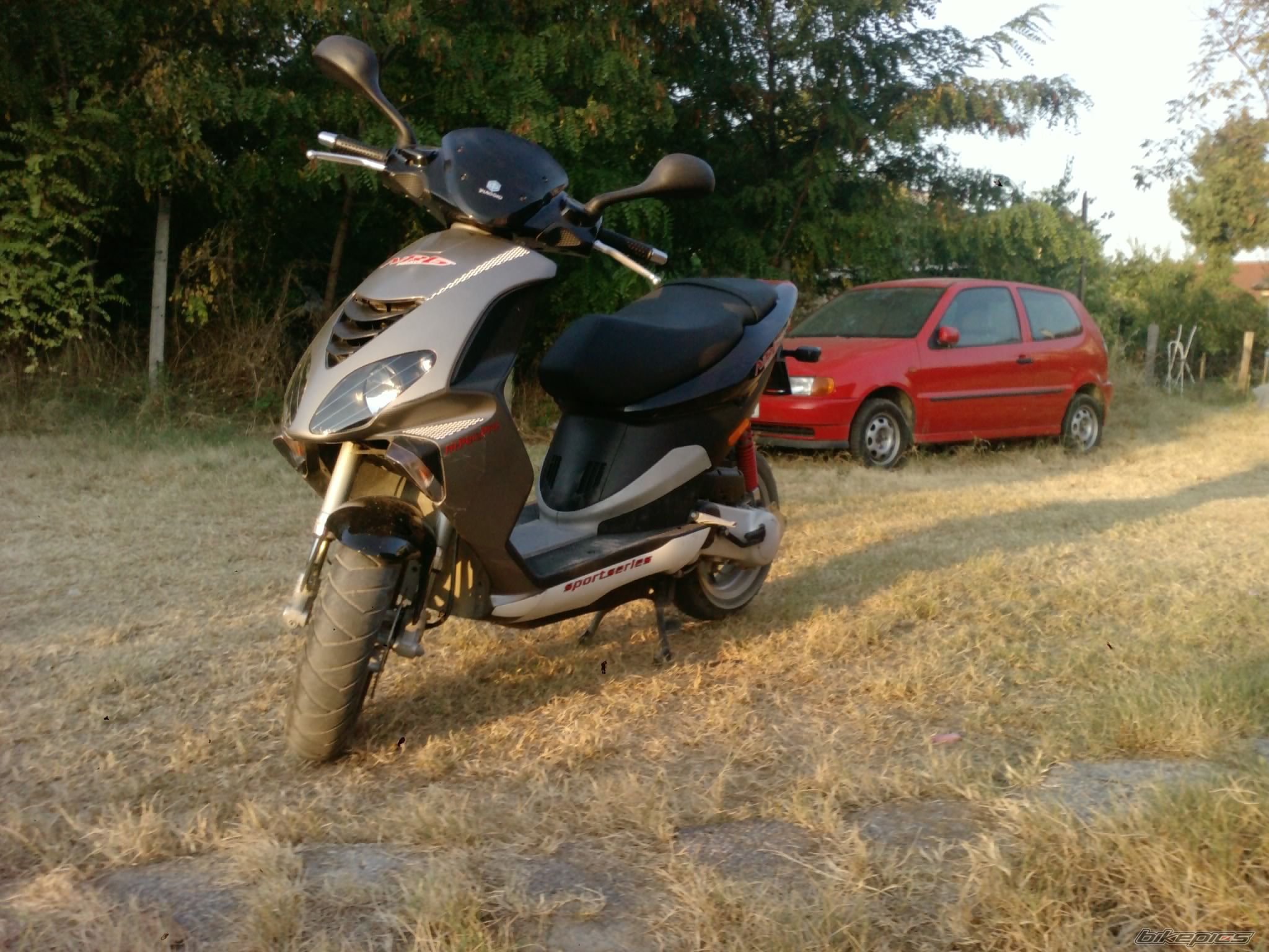 Photo 2043357
