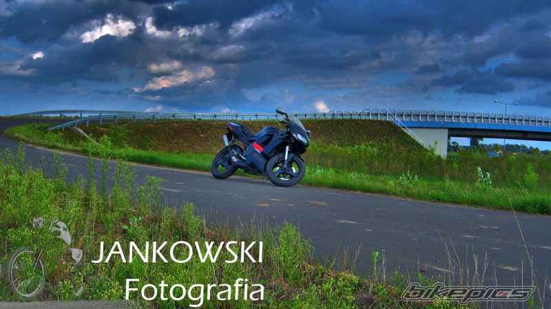 Photo 2043436