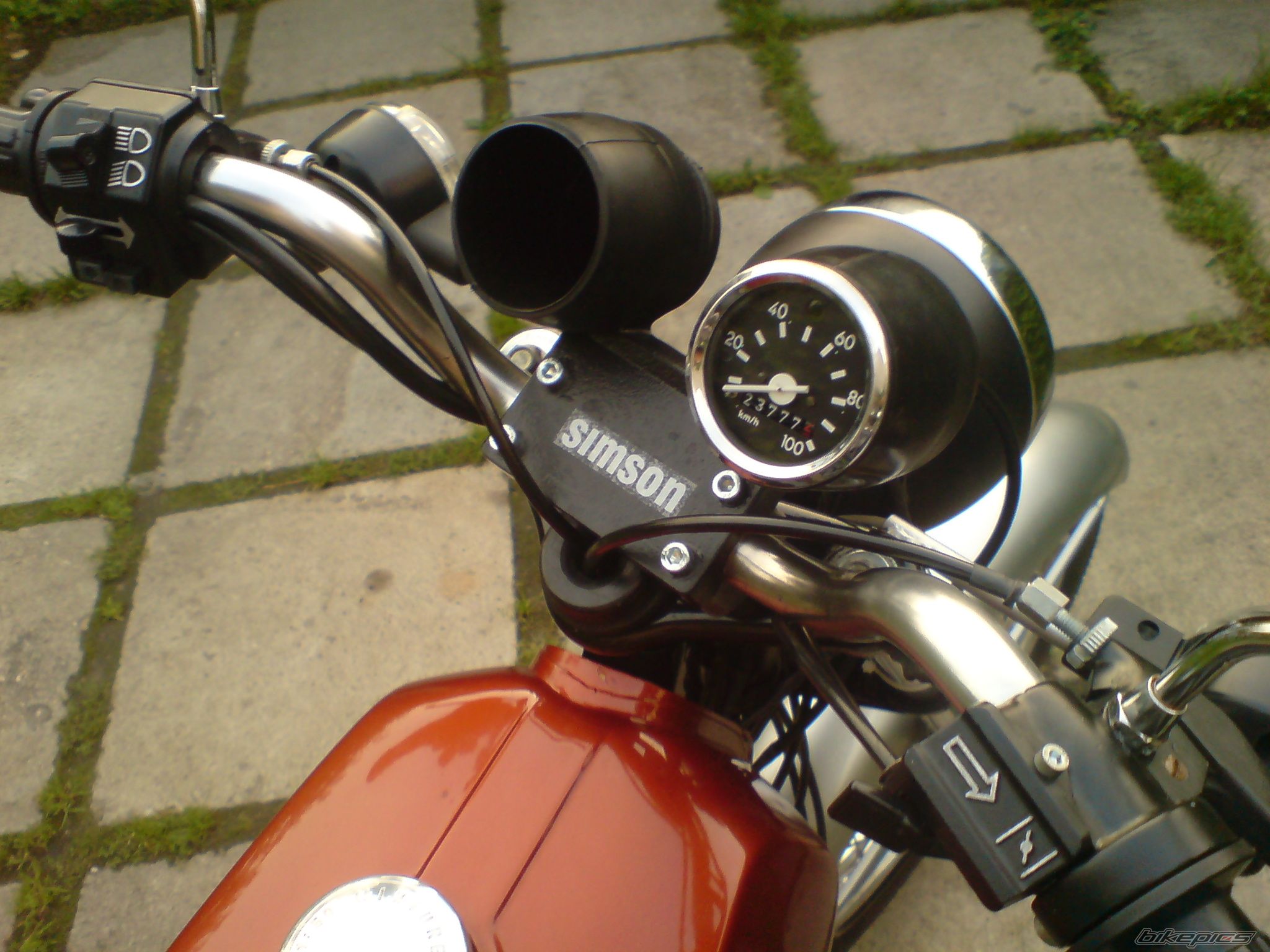 Photo 2043440