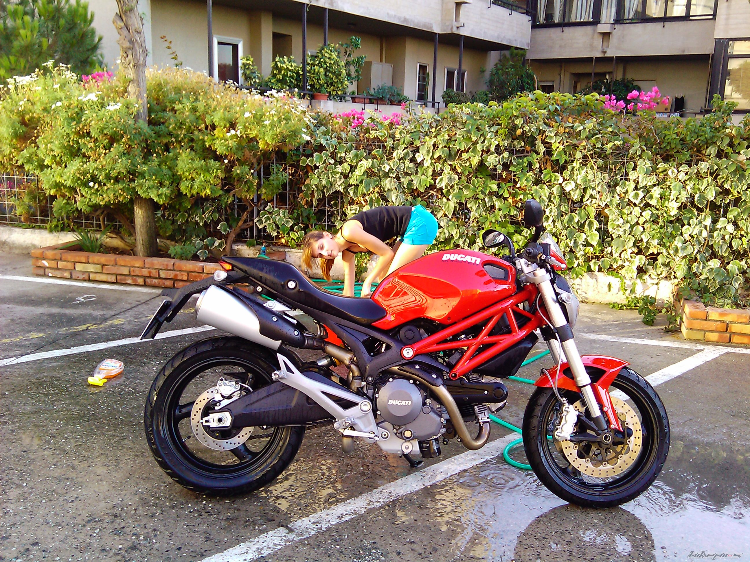 Photo 2043608