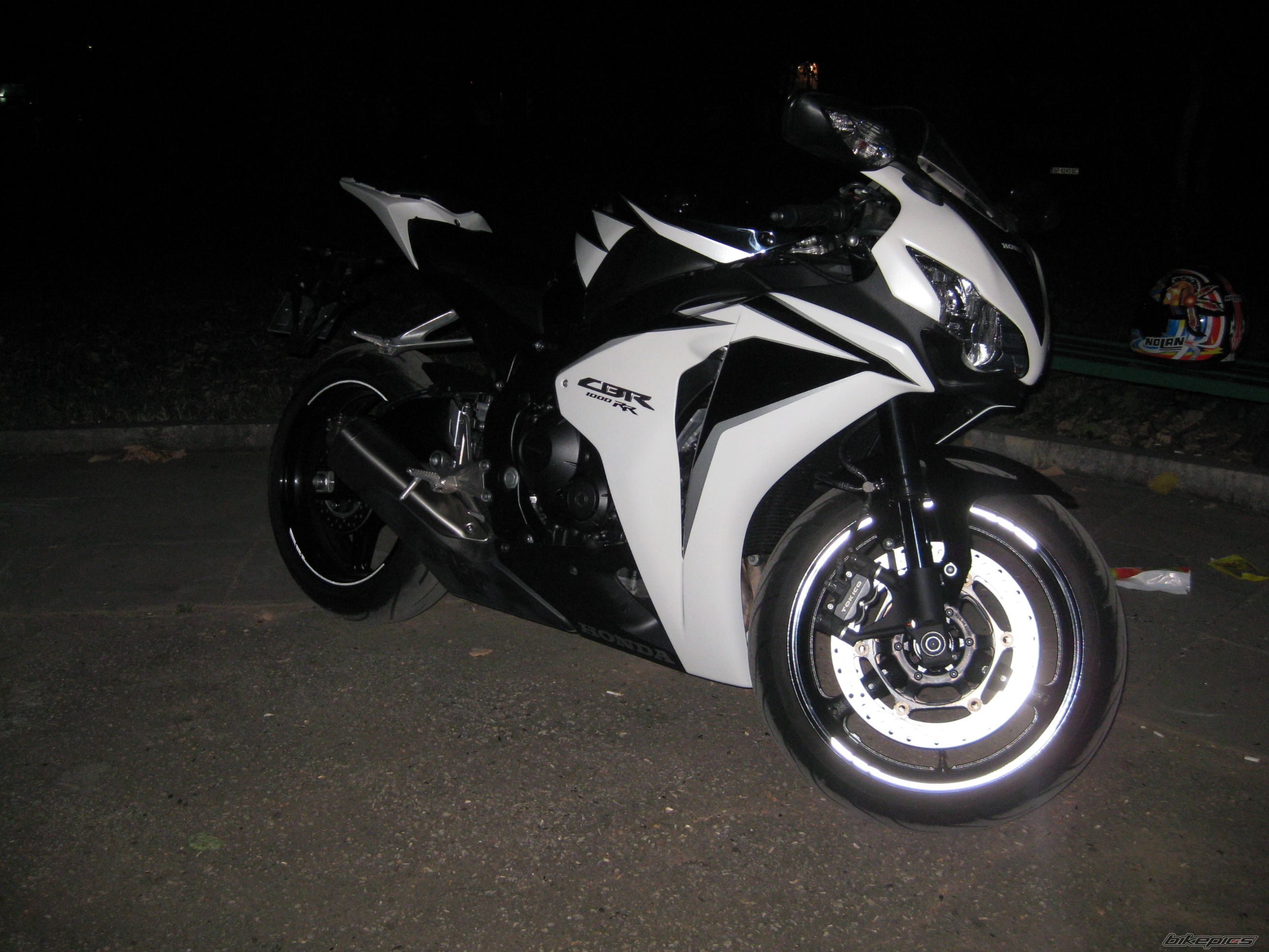 Photo 2043779