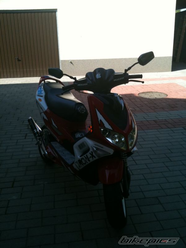 Photo 2044032
