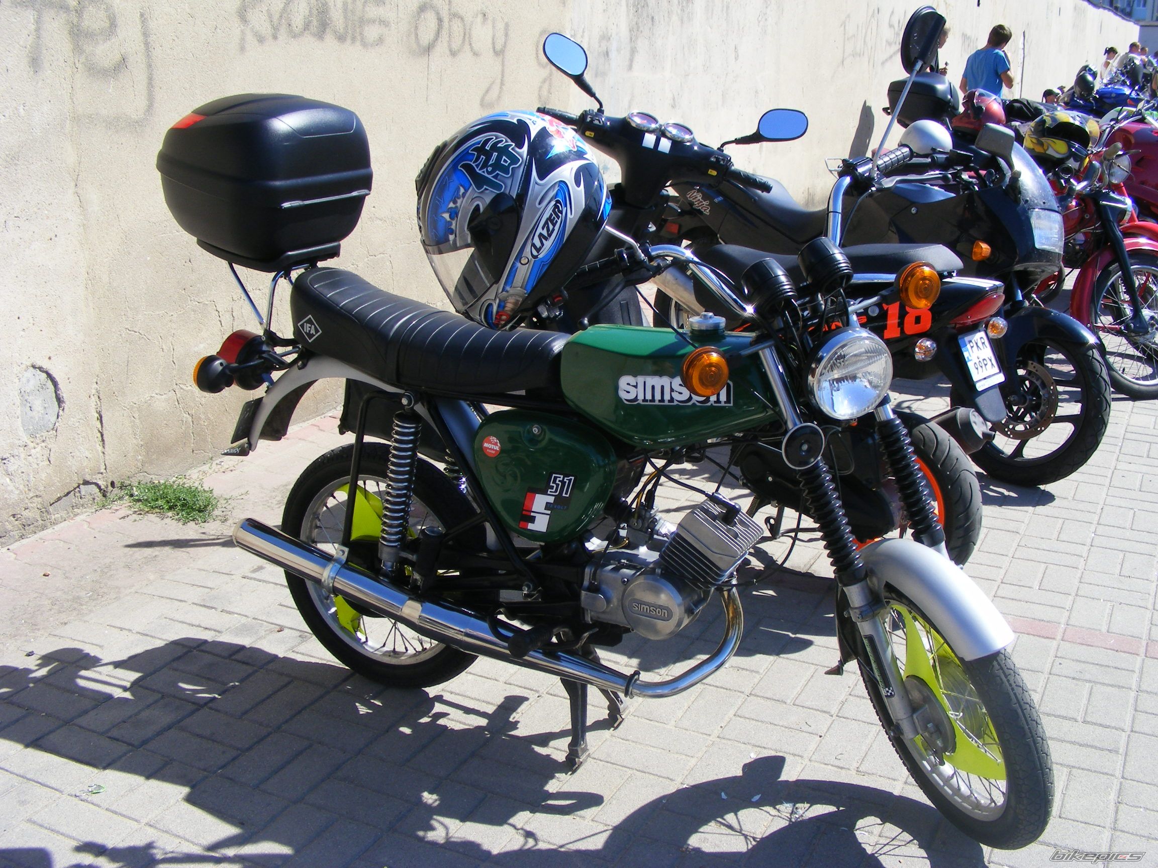 Bike Photo 2044077
