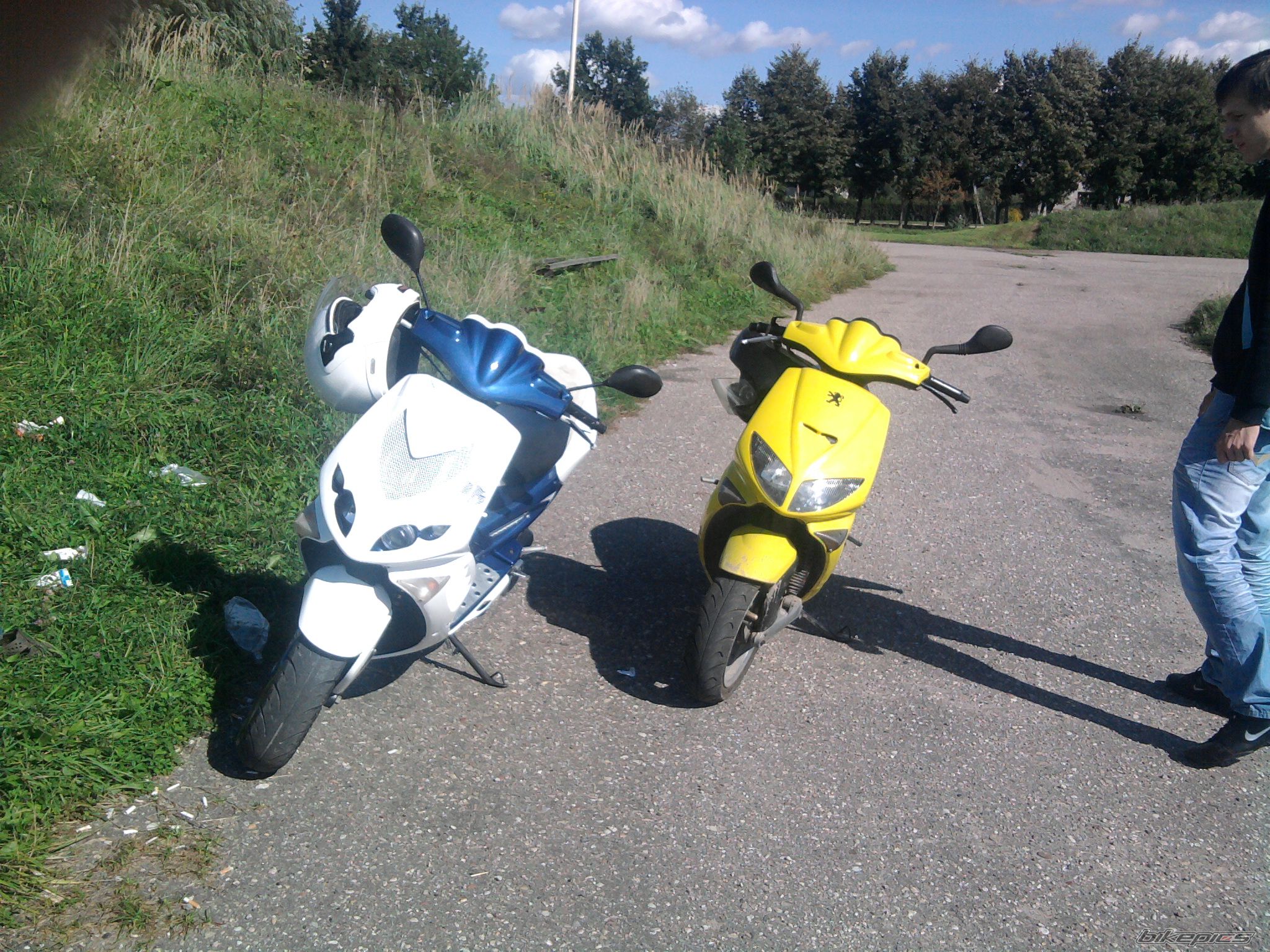 Photo 2044128