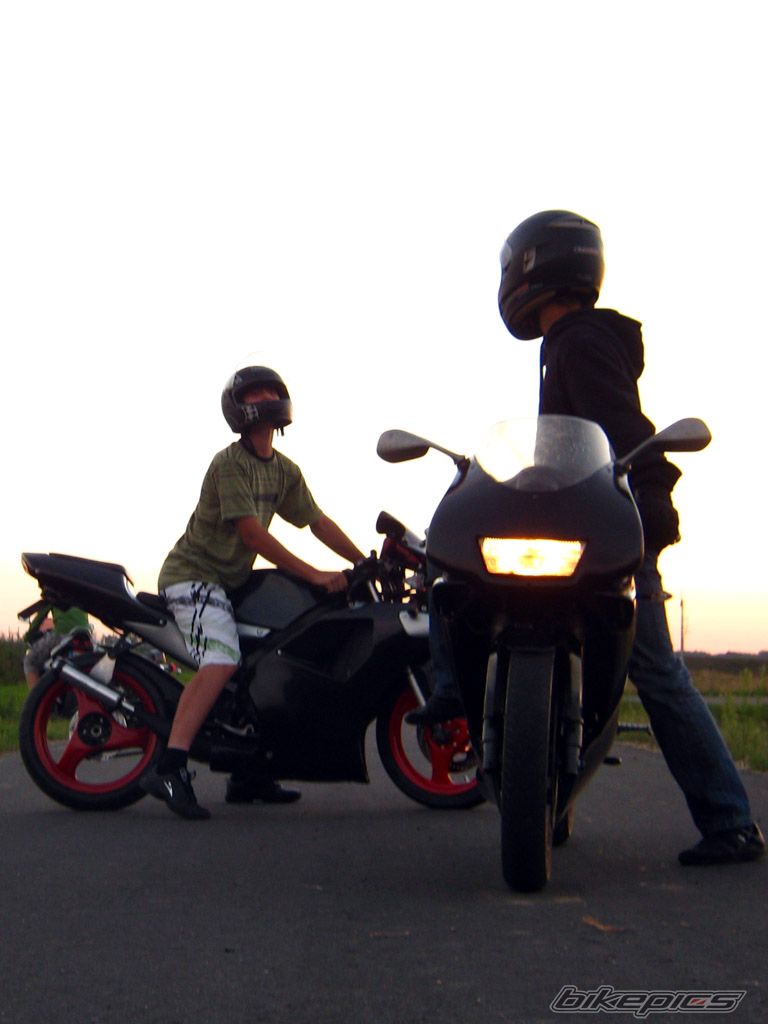 Photo 2044285