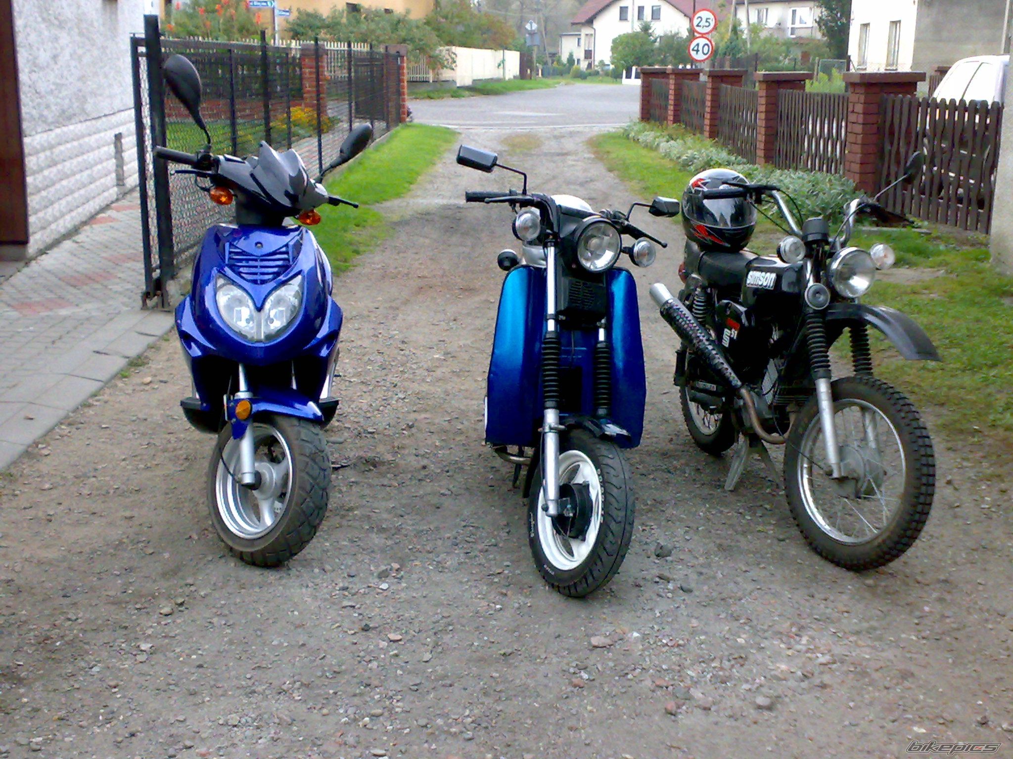 Photo 2044399