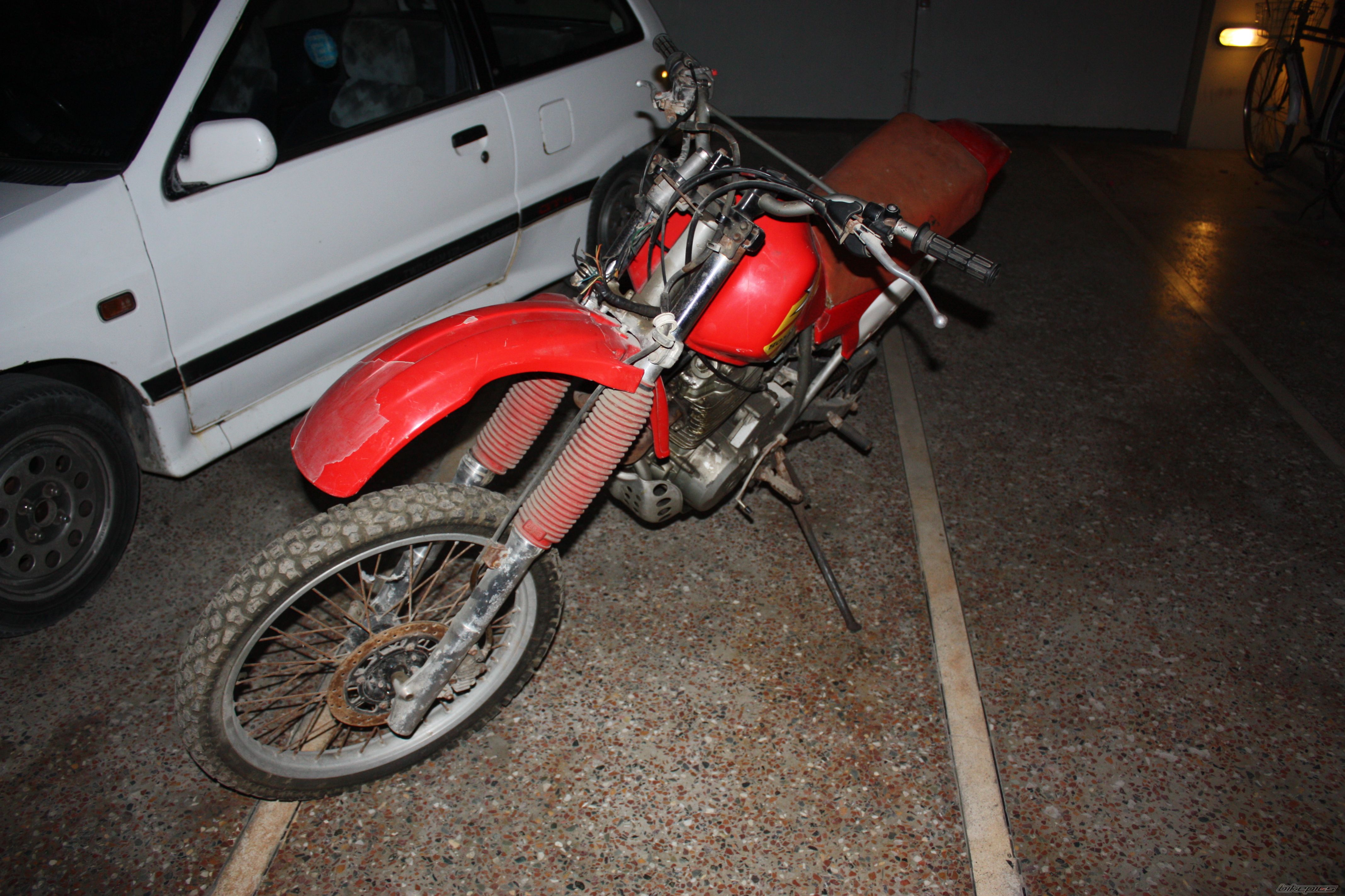 Photo 2044600