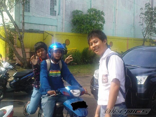 Photo 2044676