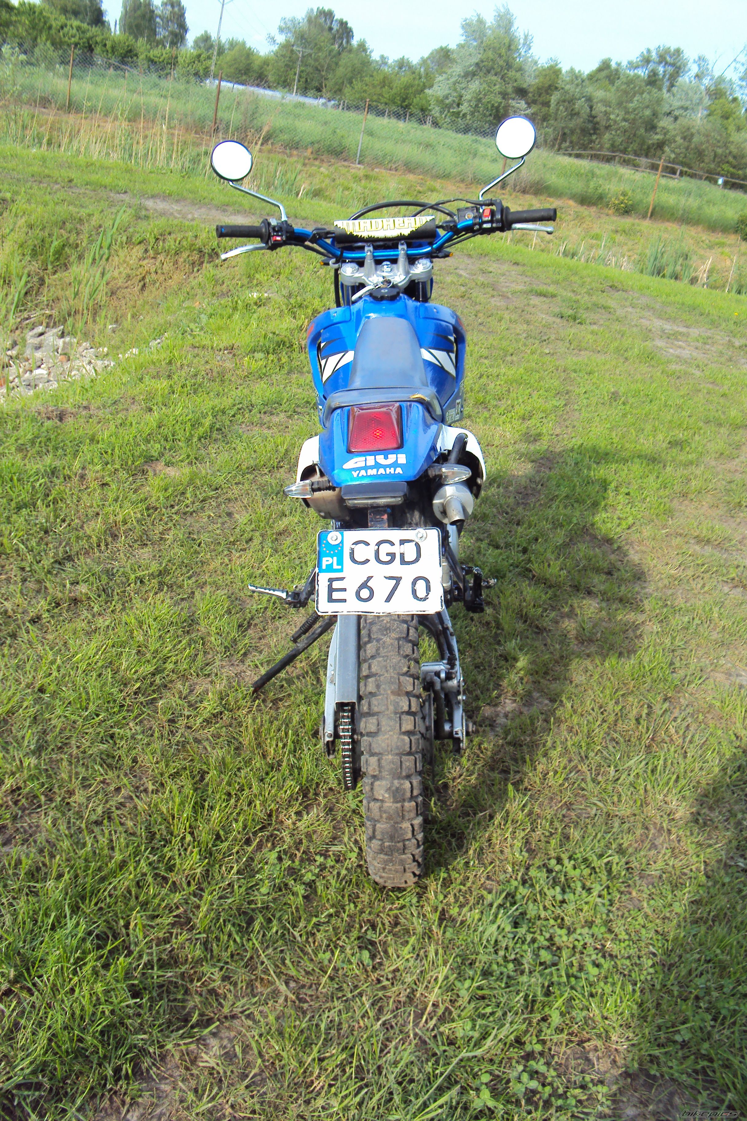 Photo 2044710