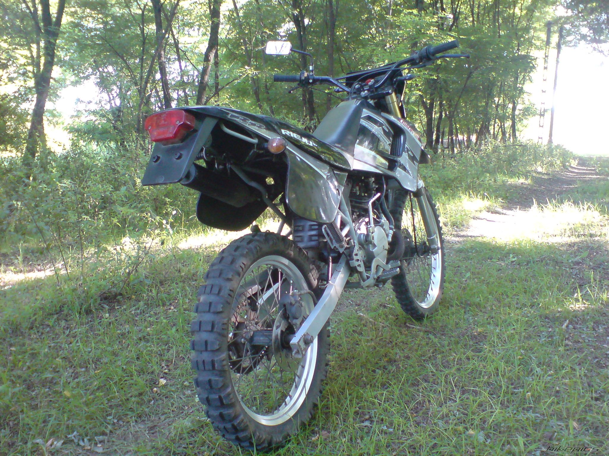 Bike Photo 2044776