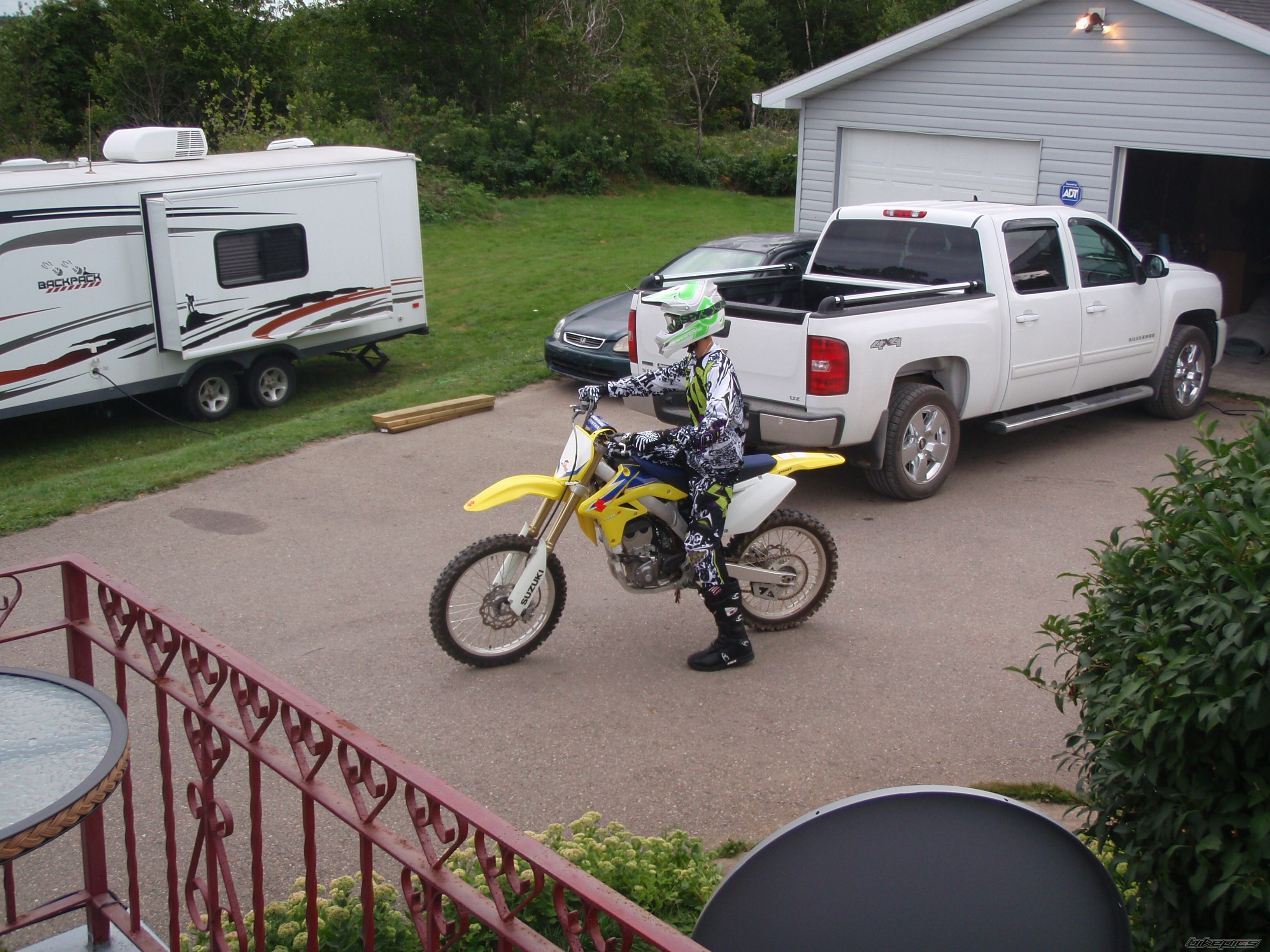 Photo 2044879