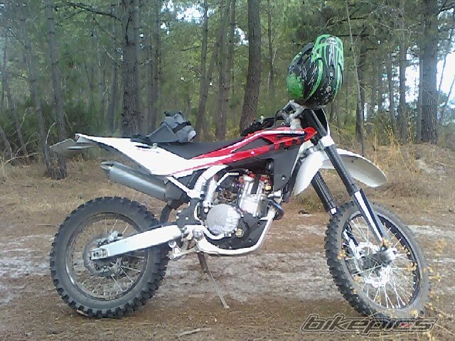 Photo 2044942