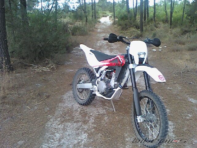 Photo 2044945