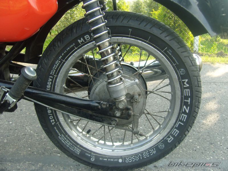 Photo 2045079
