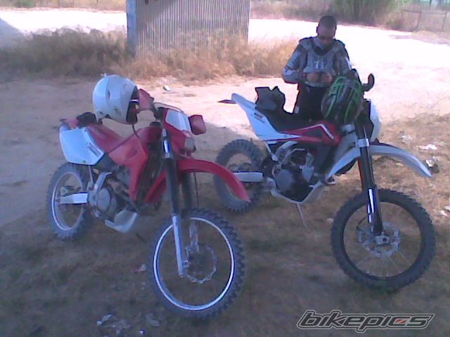 Photo 2045097