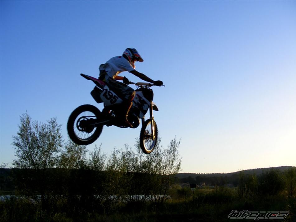 Photo 2045476